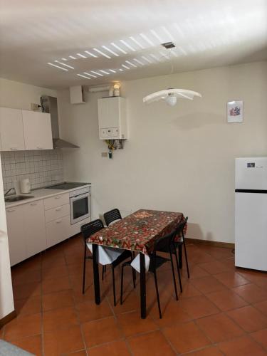 Santa Maria del Giudice Apartment | La casa del Geko rosa