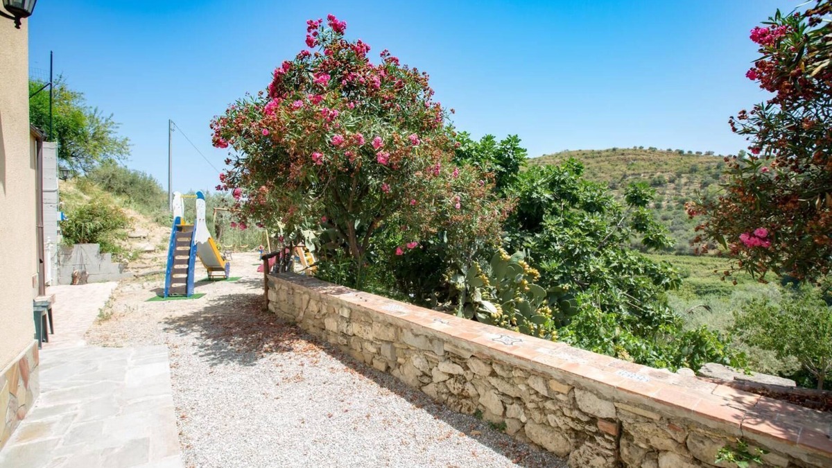 Patti House | La Casa Del Priore