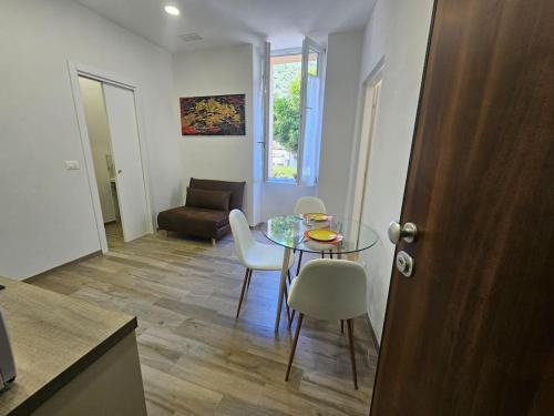 Badalucco Apartment | La Casa di Colombetta