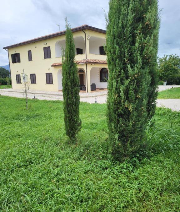 Caiazzo Apartment | La casa di Ilenia e Alessia