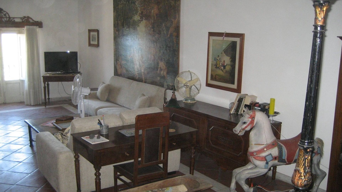 Milazzo Apartment | La Casa Di Levante, Charming apartment with panoramic terrace.