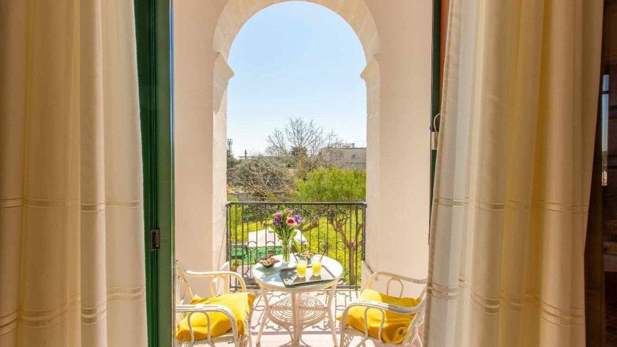 Brindisi Apartment | La Casa di Lucrezia - 8km from the beaches - 2 km from Brindisi airport