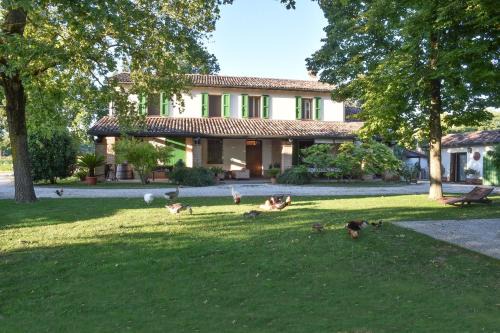 Prada Bed & Breakfast | La casa di Pilar