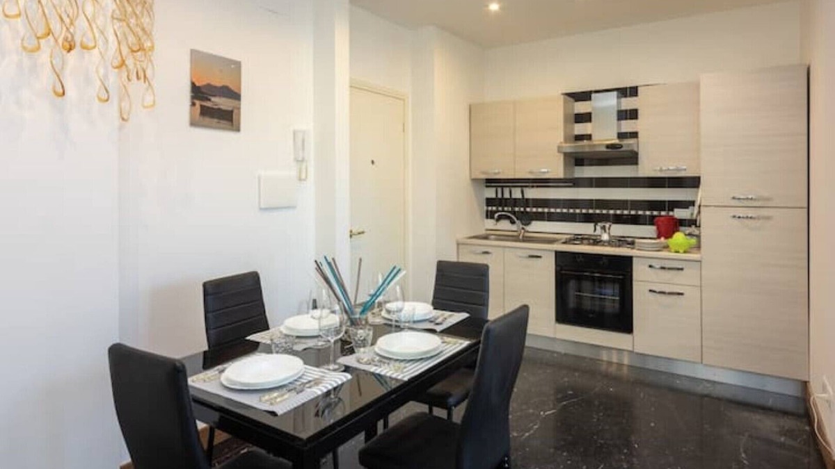 Arenella Apartment | [La Casa di Rosa] Jewel of Elegance at the Vomero