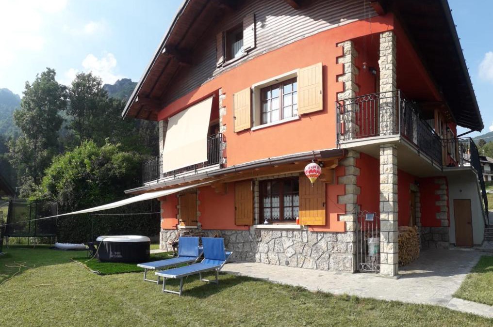 Castione della Presolana Apartment | La Casa Rossa - Presolana