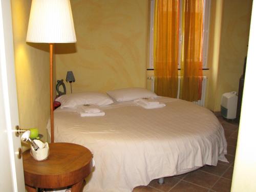 Finalborgo Apartment | La Casa sul Fiume Aquila