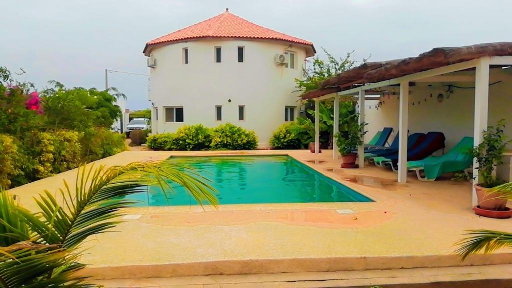 Ndayane Villa | La case ronde avec Piscine -Ndayane