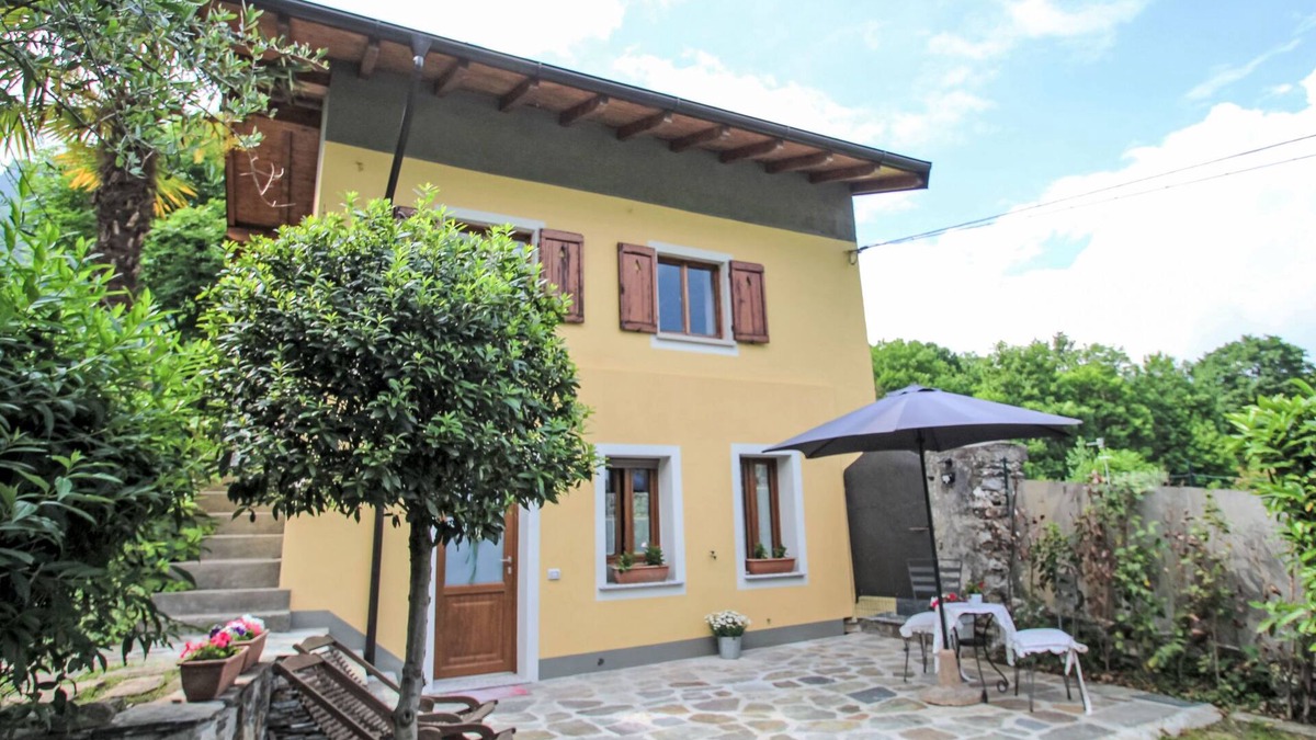 Casale Corte Cerro House | La Casetta by Interhome