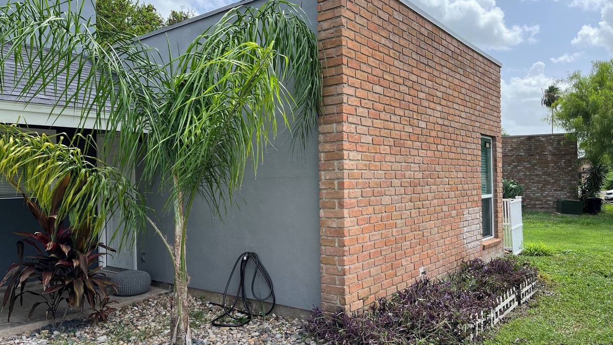 Brownsville House | La Casita 2