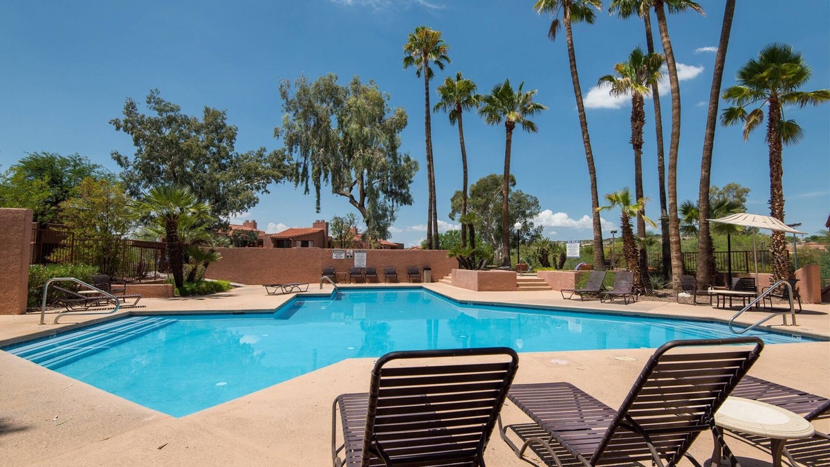 Tucson Condo | La Casita Bonita! Spa, pool, solitude - mins to Sabino Canyon