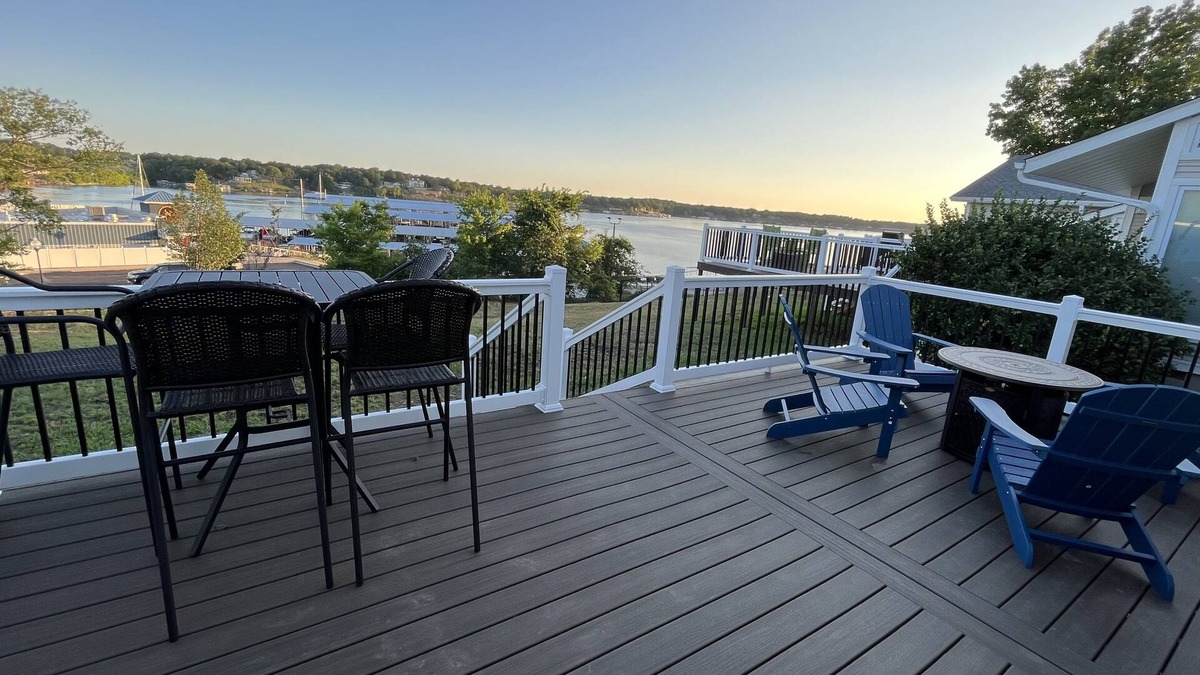 Grove Cottage | La Casita! Brand new cottage with boat parking overlooking Honey Creek Marina!