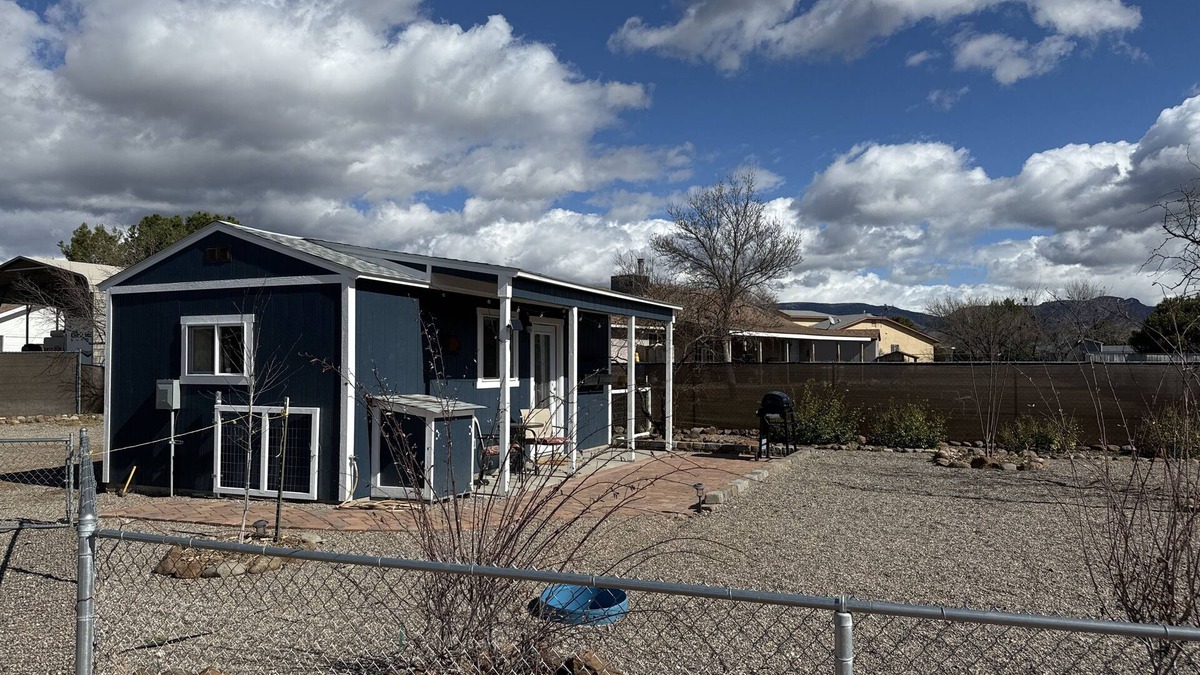 Camp Verde Cabin | La Casita. Cozy 1 bed, 1 bath, private patio