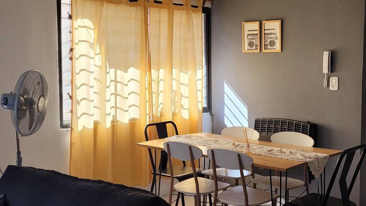 Mendoza City Center Apartment | La casita de la 5ta, hermoso dúplex en zona céntrica.