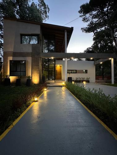 Bosque Peralta Ramos House | La Cayetana