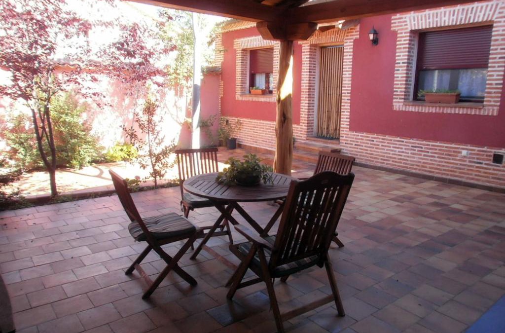 Fresno de Cantespino House | La Cochera de Don Paco