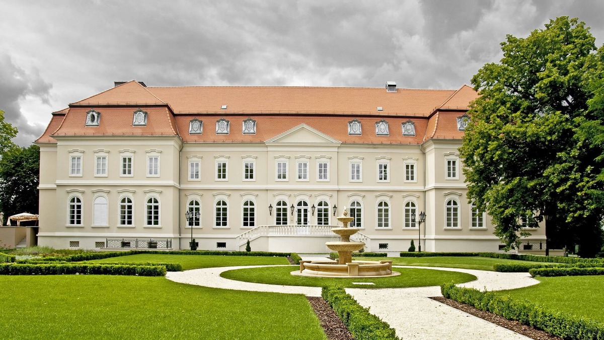 Szilvasvarad Hotel | La Contessa Castle Hotel