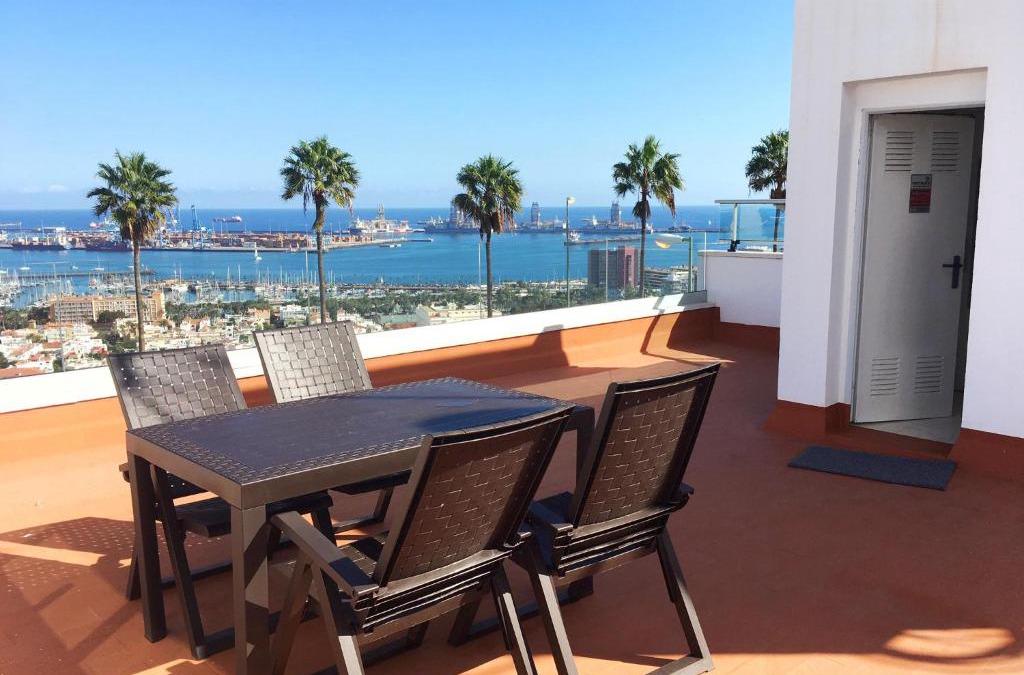 Las Palmas de Gran Canaria Villa | La Cornisa Villa by WaveProperties