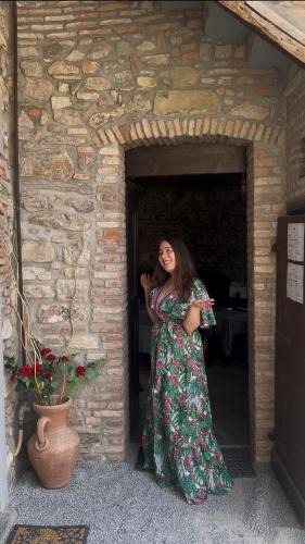 Tavernerio Bed & Breakfast | La Corte Rooms and Home Restaurant - free parking - 10 minutes to the lake and centre