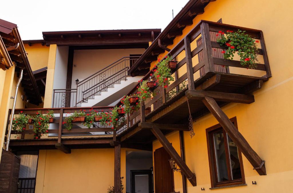 Merone Apartment | LA CORTE SUL LAGO