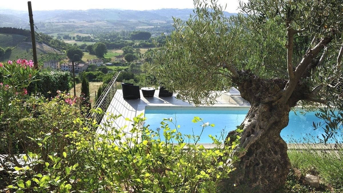 Nocera Umbra Villa | La Costa: House /Villa - La costa