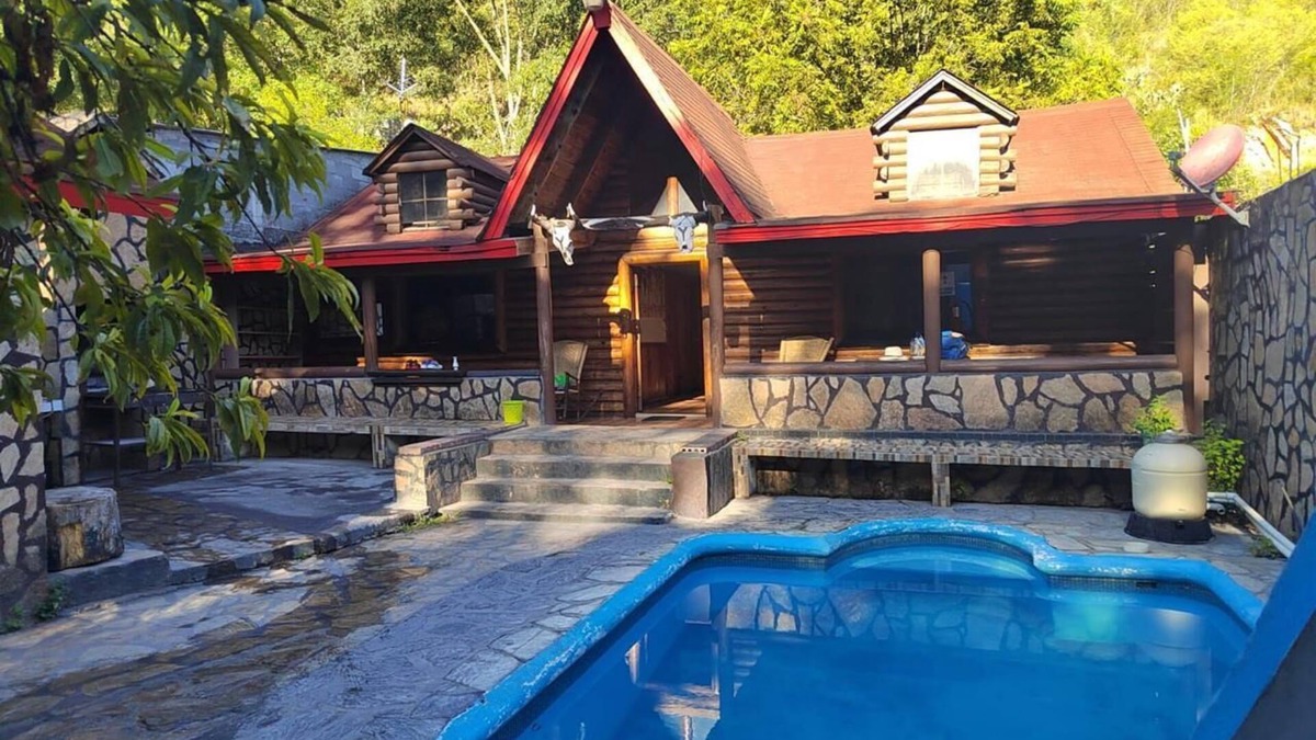 Santiago Cabin | La Doña" Cabin