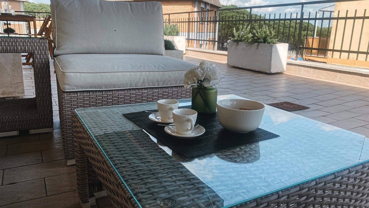 Zona LIII Tomba di Nerone Apartment | La Dolce Vita 1960 apartment with panoramic terrace