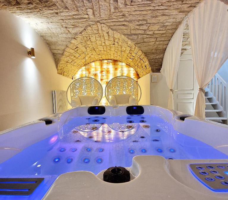 Dole Bed & Breakfast | La Dolce Vita Spa privatif