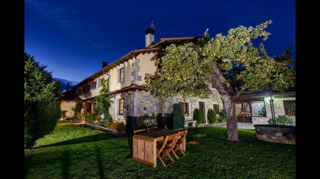 Buron House | La Era
