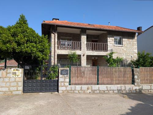 Navarrevisca House | la erilla vieja