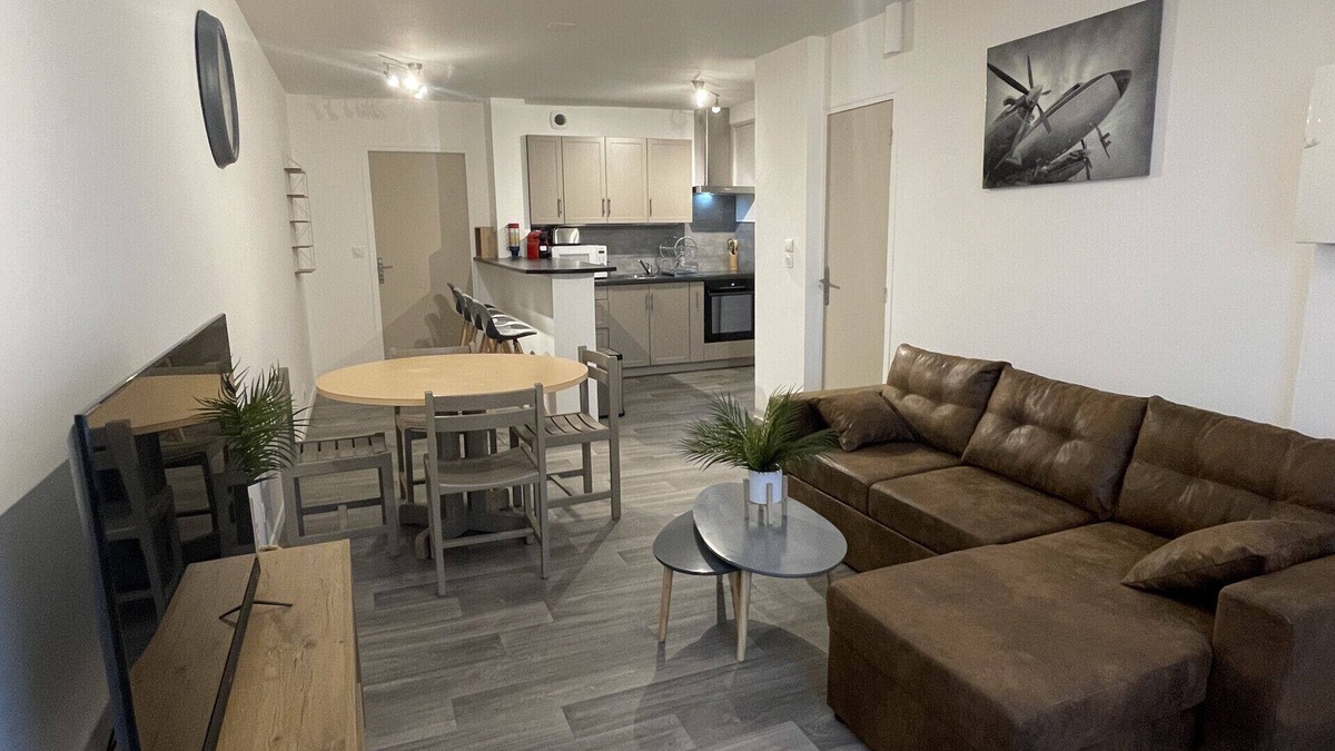 Yvre-l'Eveque Apartment | La Feuillette - Cosy - Wifi - 4p - Rêve au Mans