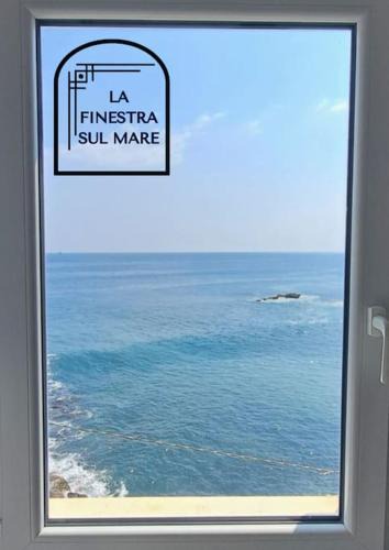 Quinto al Mare Apartment | La Finestra sul Mare