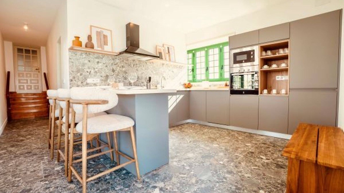 San Bartolome Villa | La Florida II (4 bedroom house)