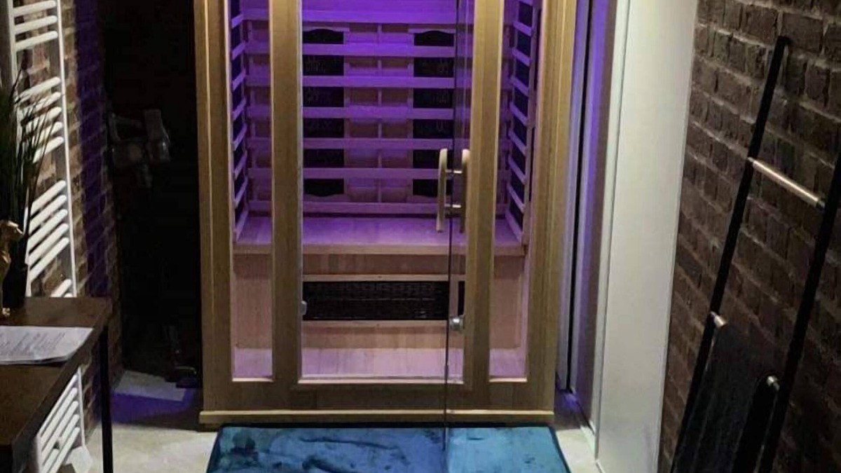 Rouen City Centre Apartment | La Forteresse Jacuzzi-Sauna