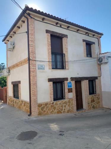Santa Cruz de Paniagua House | La fuentenita