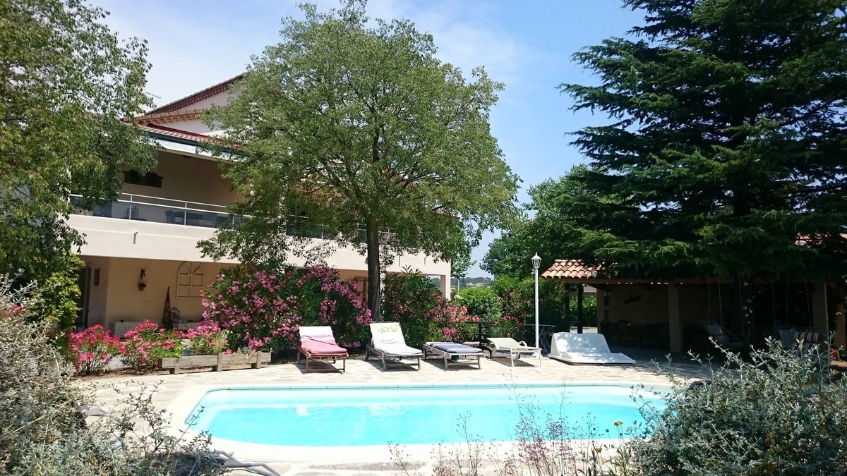 Saint-Christol-Les-Ales House | La Gardine - The lodge of Platanes