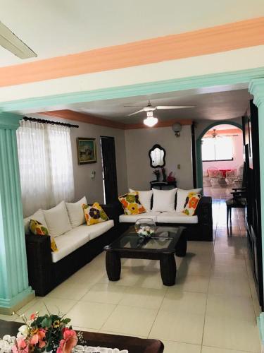 Guayacanes Apartment | La Gaviota B1