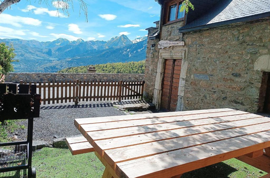 Saint-Lary-Soulan Ski Chalet | La grange du hameau
