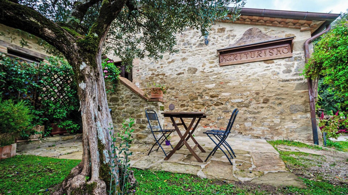 Bivio Lugnano Other | La Rondine - Farmhouse La Fattoria