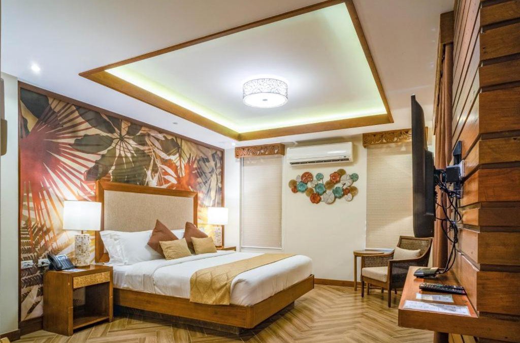 Bagac Resort | La Jolla Hotel and Beach Resort
