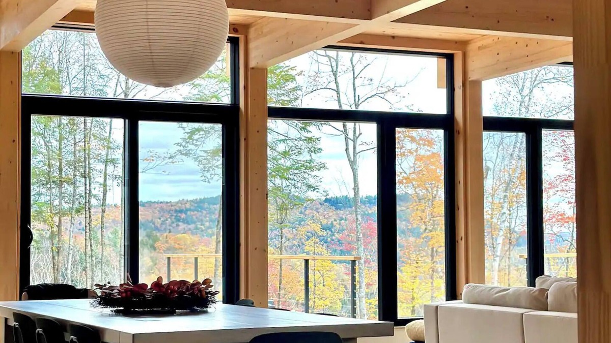La Conception Ski Chalet | La Kabina w/Mt Tremblant view