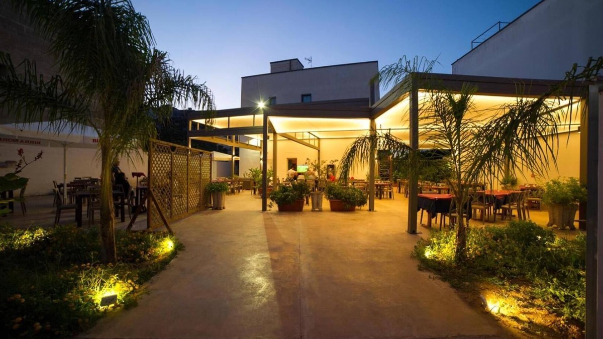 Martano House | La Lanterna