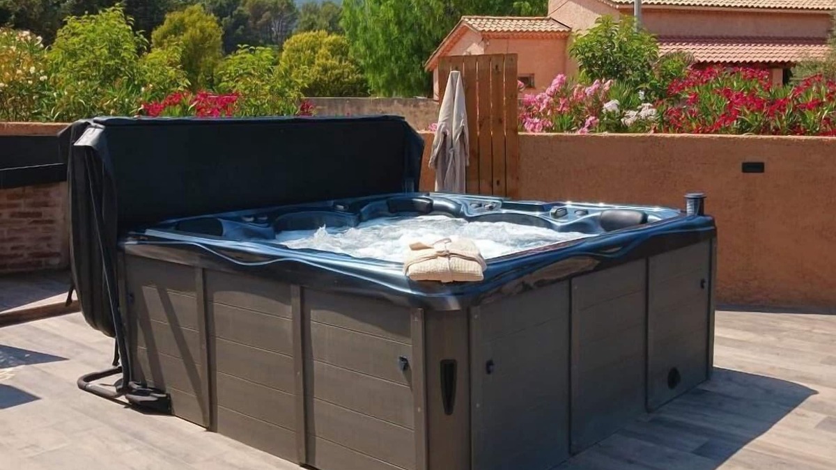 Cuers House | LA LOUBE - CUERS - Gîte