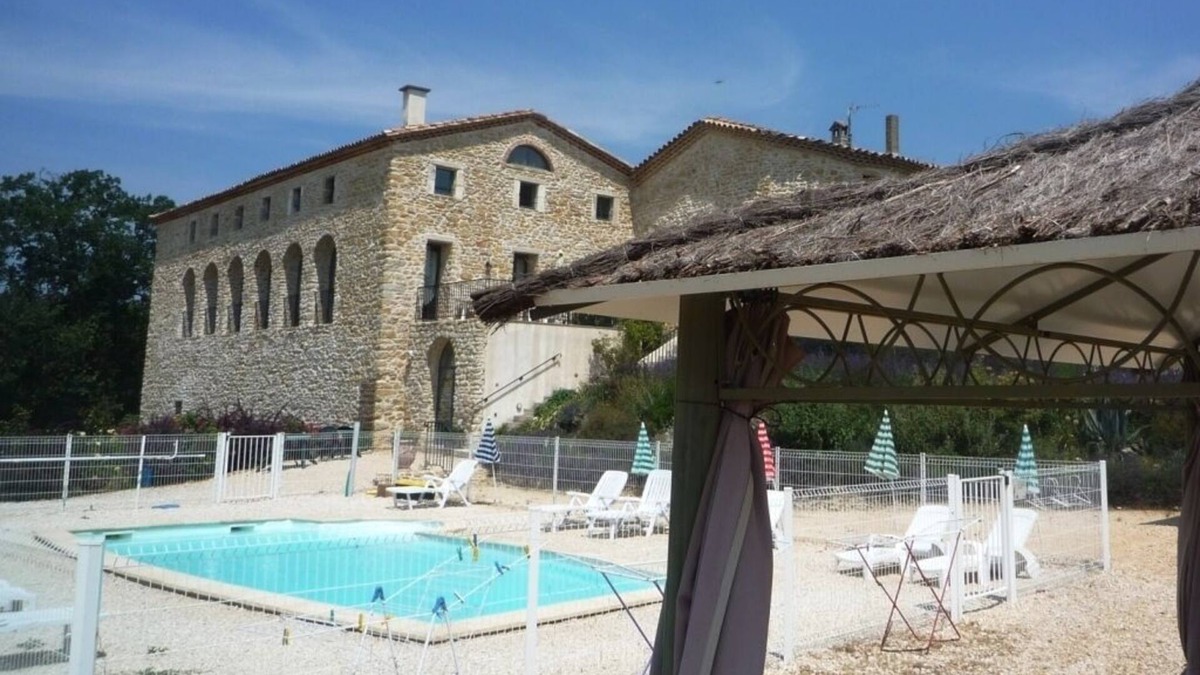 Saint-Privat-des-Vieux Cottage | La Mésange - Large Family Gîte for 2 to 10 people at Gîtes Trespeaux