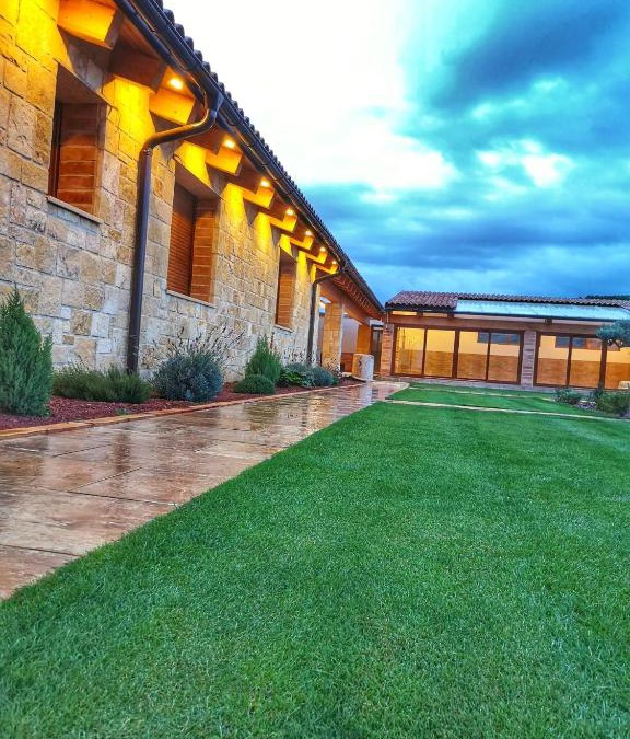 La Viluena Villa | La Mañica
