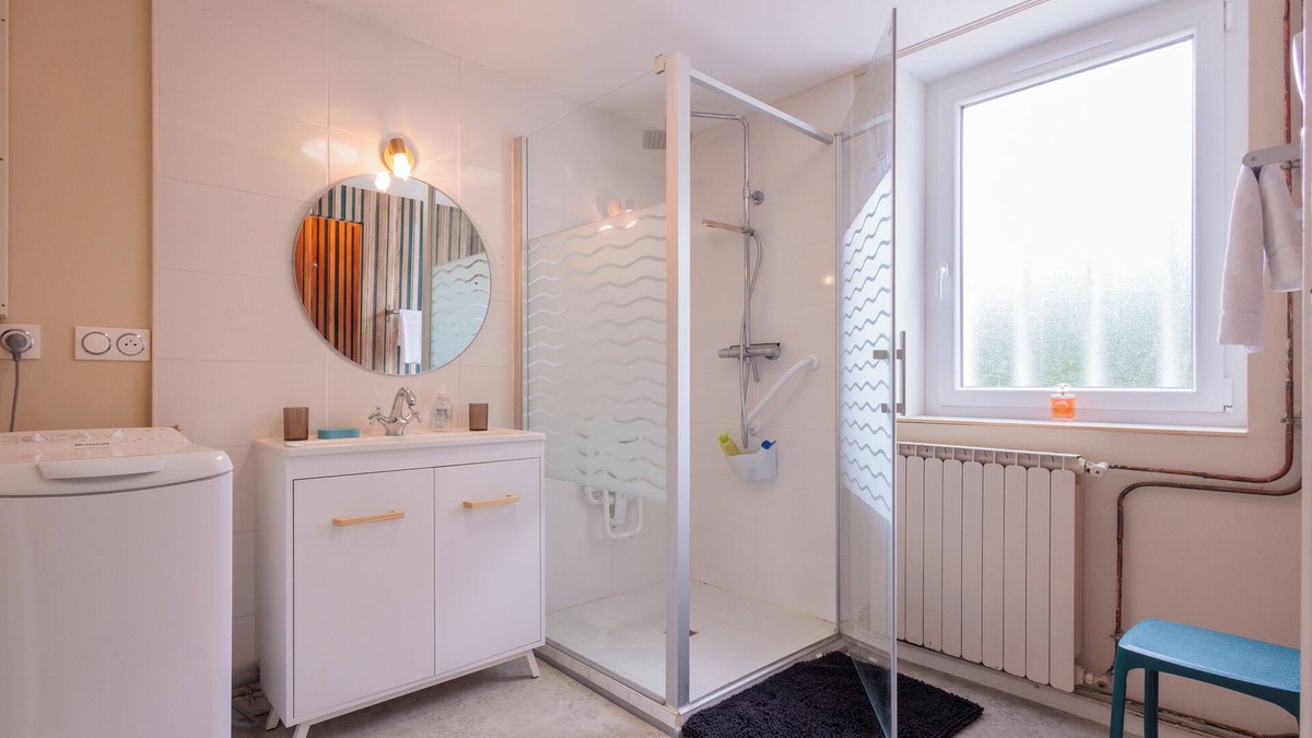 Chatillon-sur-Chalaronne House | La Maison du lac Grobon - 3 chambres - jardin - Coeur du village