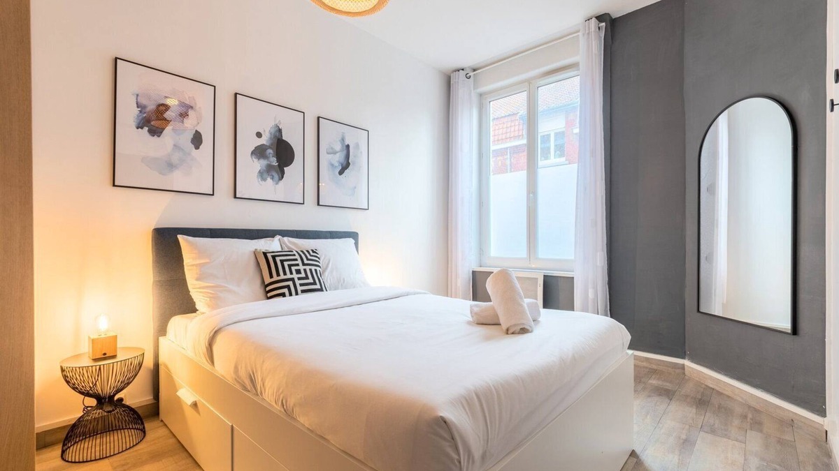 Old Lille Apartment | La Madeleine - Equipped one bedroom apartment