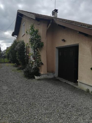 Tarbes Bed & Breakfast | La maison B et JB