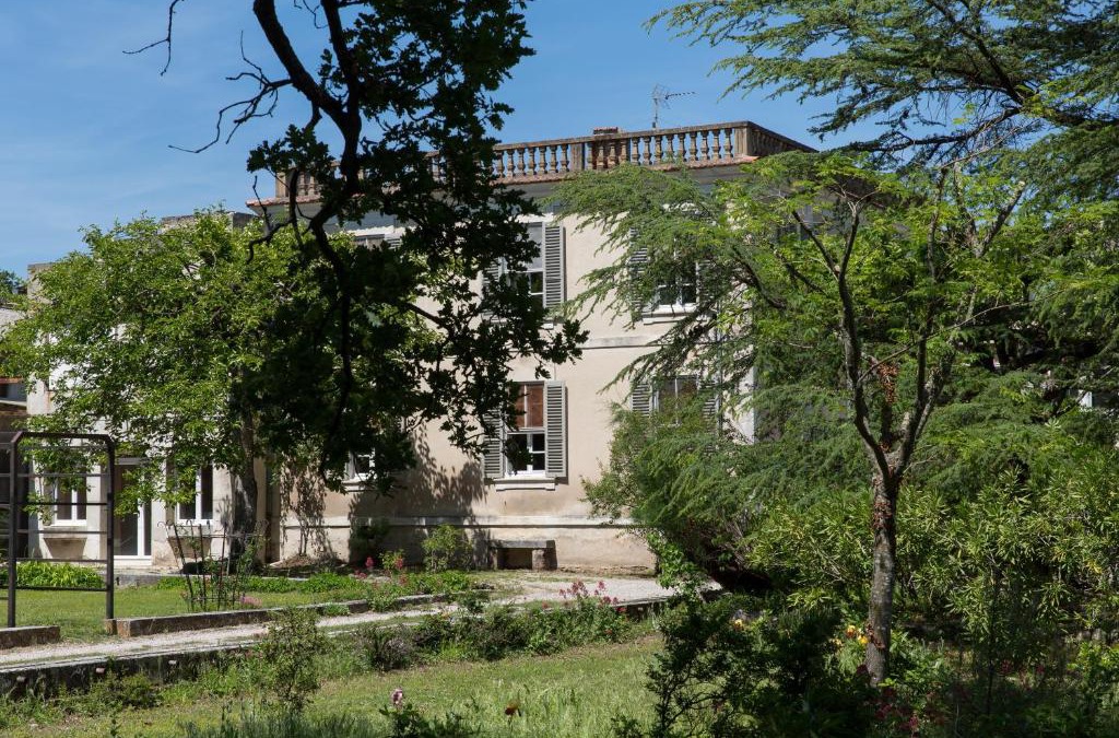 Montsegur-sur-Lauzon House | La Maison d'Amédée