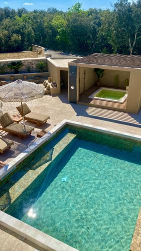 Chamaret Villa | La Maison d'Ambrine - La Villa Ibiza