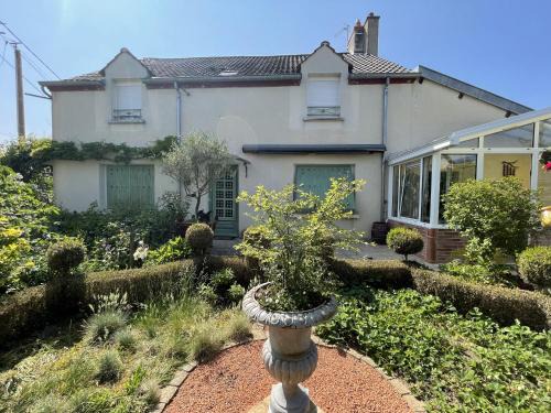 Pluvet Bed & Breakfast | La Maison d'Andrée